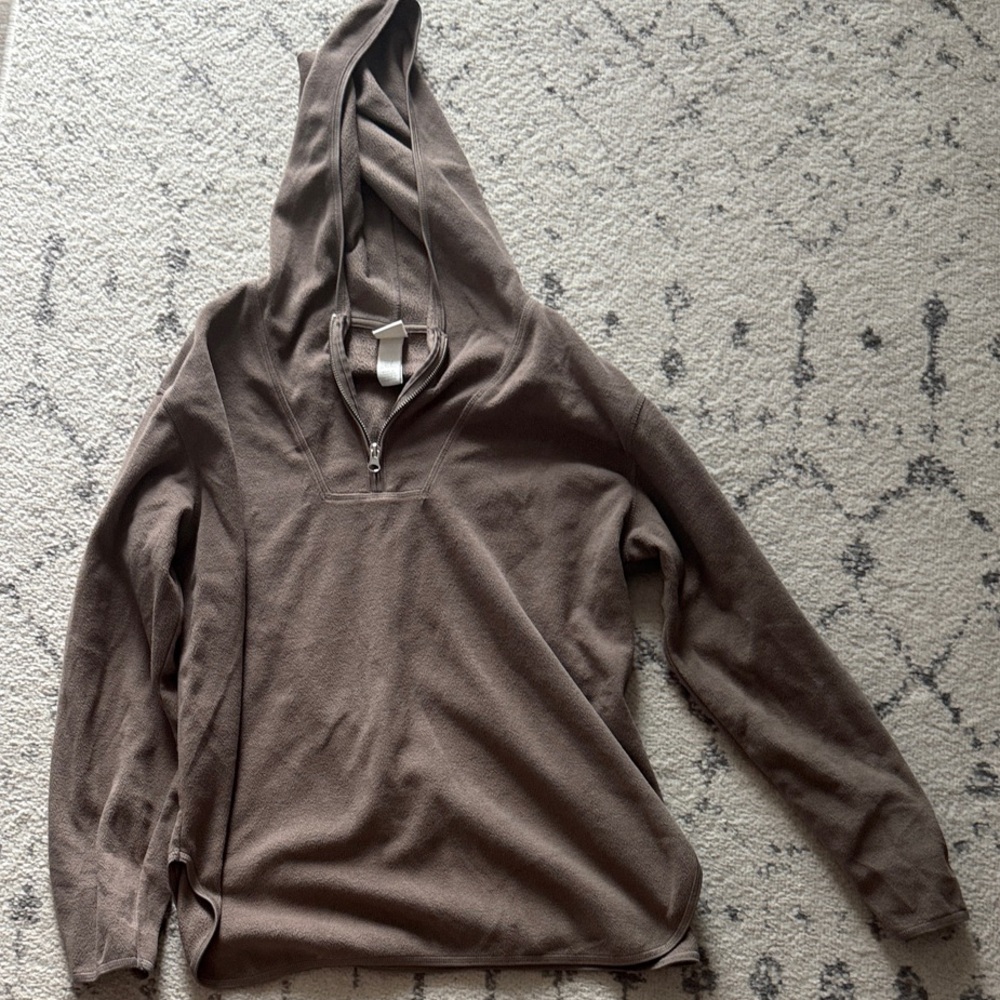 H&M Women's Brown Zip-Up Sweater